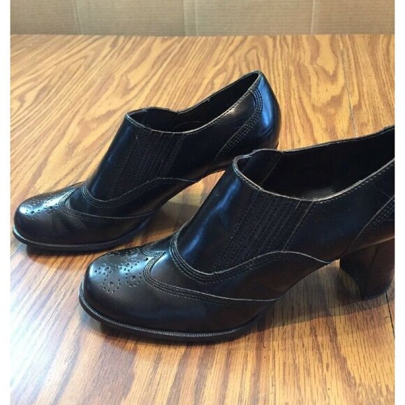 Etienne Aigner Nessie‎ Womens Shoe Ankle Boot SZ 7.5 M Dark Brown Brogue On Toes - Picture 9 of 12